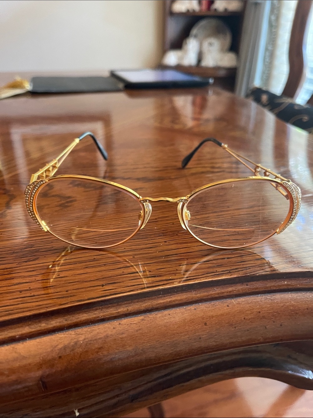Gold Oval Wireframe Reading Glasses - Elegant Women’s Accessory